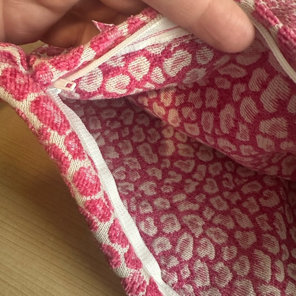 A pair of Pink Leopard Print Throw Pillows Covers - Picture 5 of 6